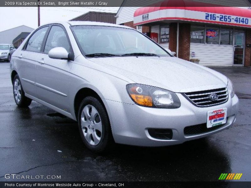 Bright Silver Metallic / Gray 2009 Kia Spectra EX Sedan