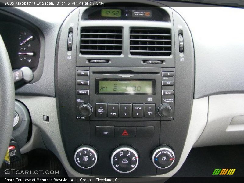 Bright Silver Metallic / Gray 2009 Kia Spectra EX Sedan