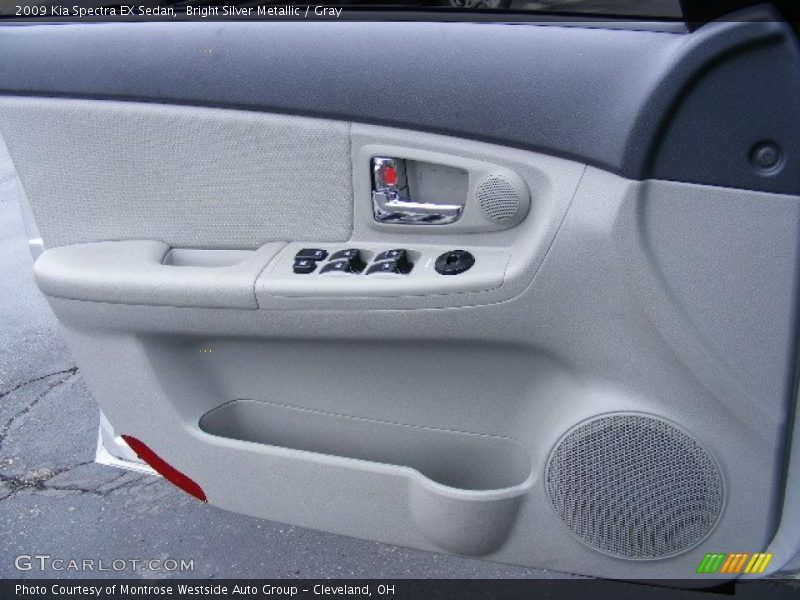 Bright Silver Metallic / Gray 2009 Kia Spectra EX Sedan