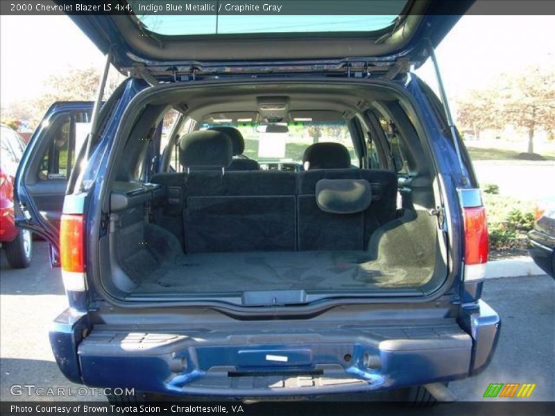 Indigo Blue Metallic / Graphite Gray 2000 Chevrolet Blazer LS 4x4