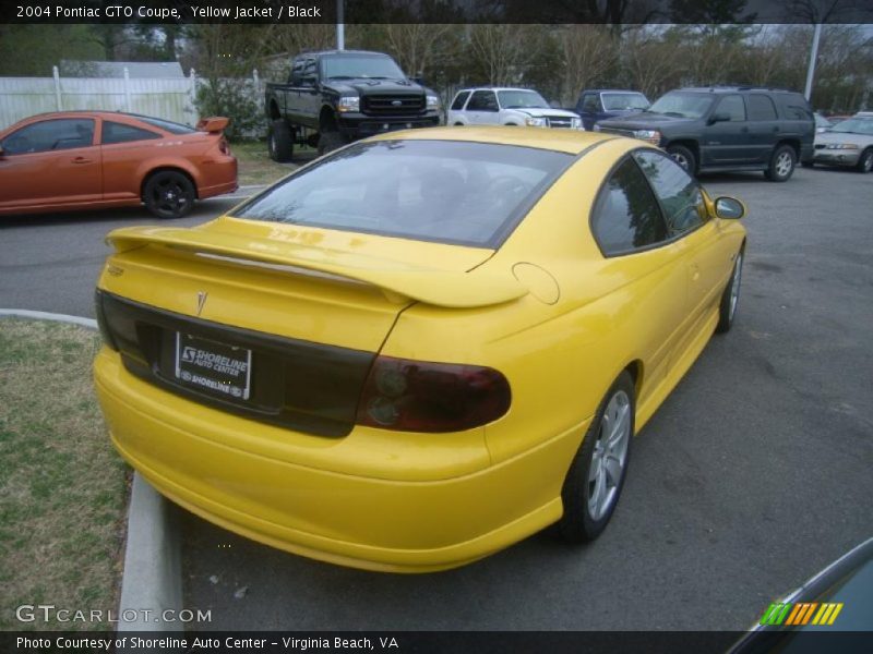 Yellow Jacket / Black 2004 Pontiac GTO Coupe