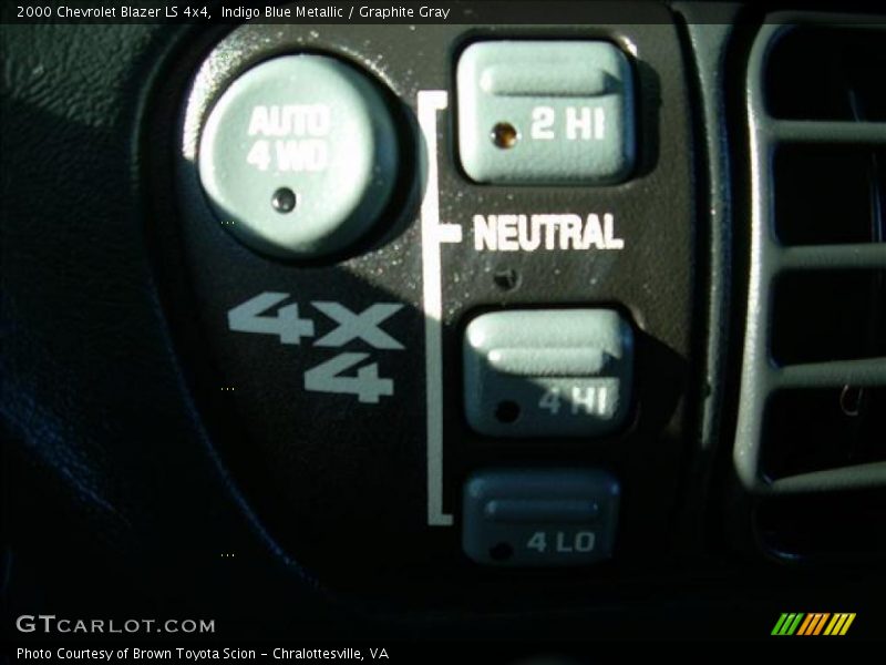 Indigo Blue Metallic / Graphite Gray 2000 Chevrolet Blazer LS 4x4