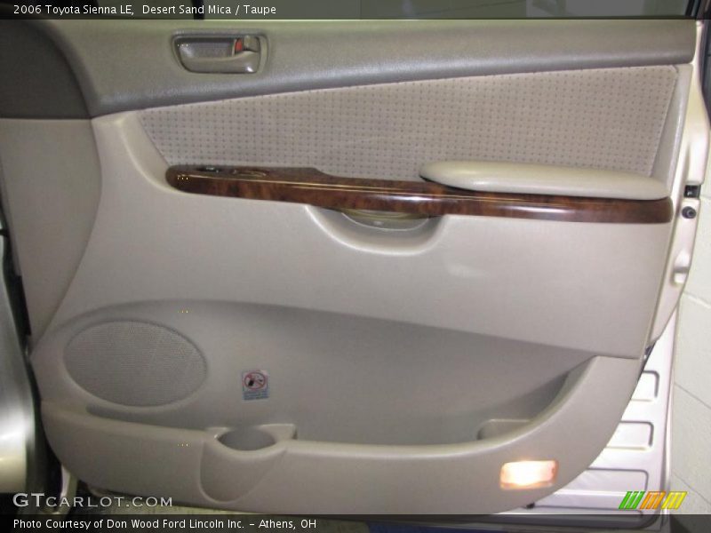Desert Sand Mica / Taupe 2006 Toyota Sienna LE