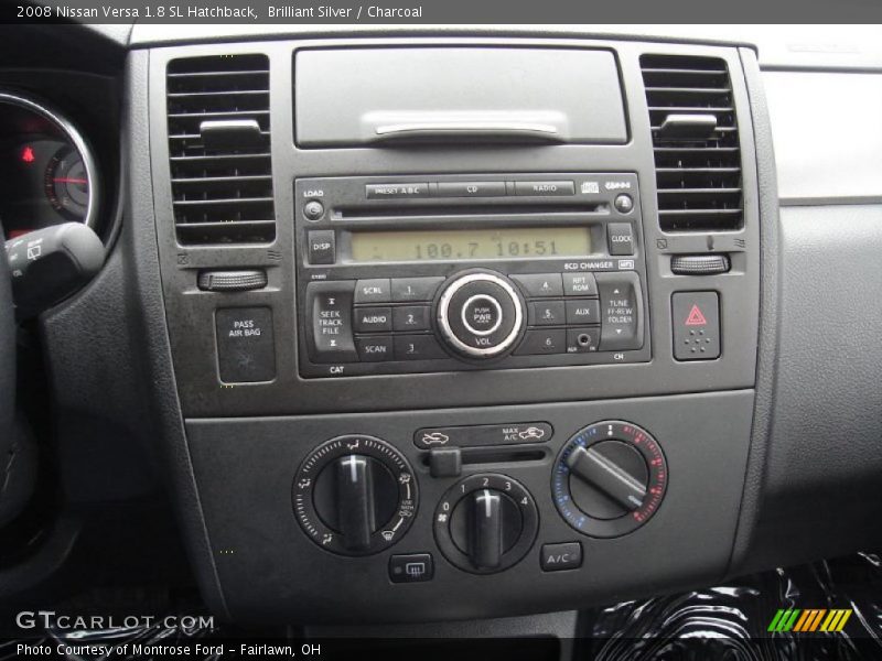 Brilliant Silver / Charcoal 2008 Nissan Versa 1.8 SL Hatchback