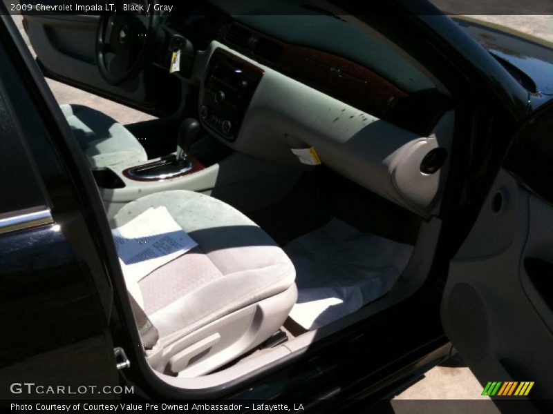 Black / Gray 2009 Chevrolet Impala LT