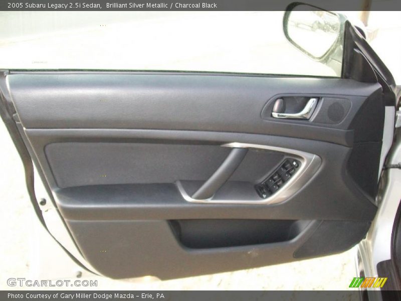 Brilliant Silver Metallic / Charcoal Black 2005 Subaru Legacy 2.5i Sedan