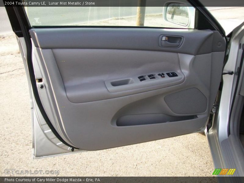 Lunar Mist Metallic / Stone 2004 Toyota Camry LE