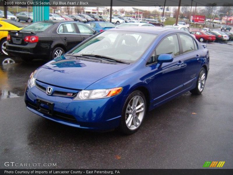 Front 3/4 View of 2008 Civic Si Sedan