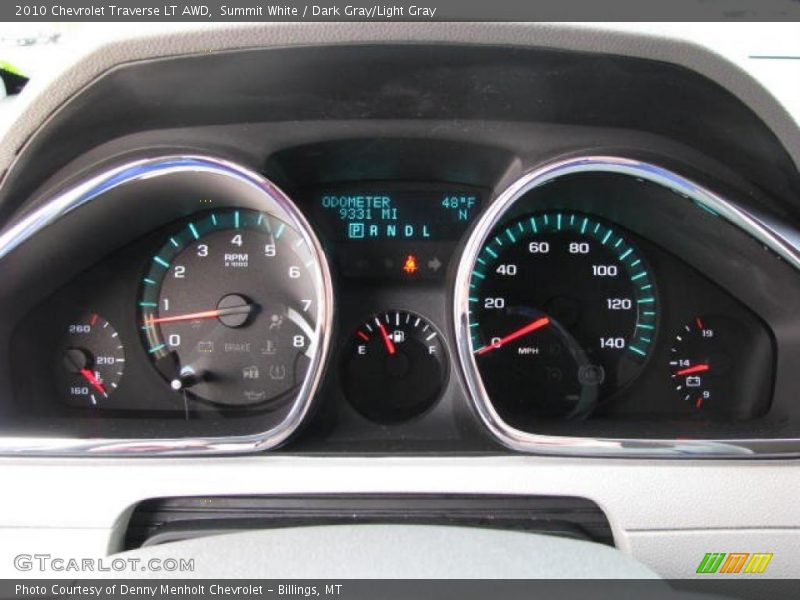 Summit White / Dark Gray/Light Gray 2010 Chevrolet Traverse LT AWD