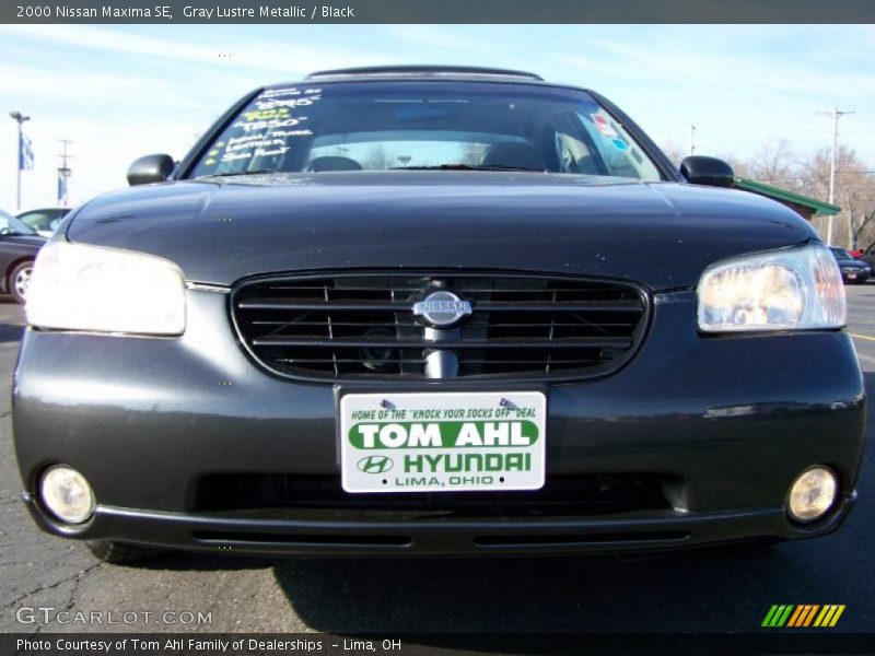 Gray Lustre Metallic / Black 2000 Nissan Maxima SE