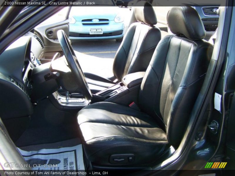 Gray Lustre Metallic / Black 2000 Nissan Maxima SE