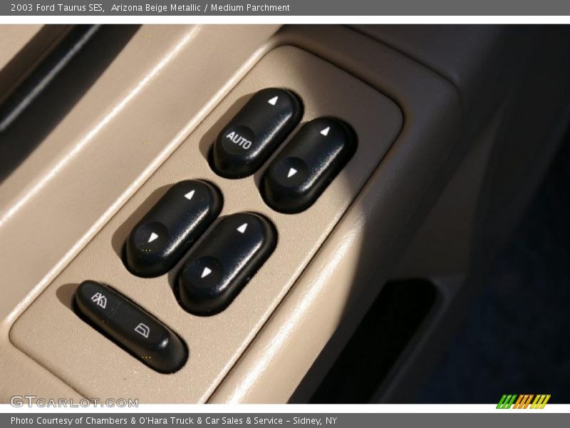 Arizona Beige Metallic / Medium Parchment 2003 Ford Taurus SES