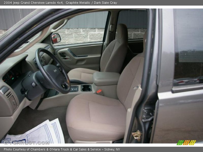 Graphite Metallic / Dark Slate Gray 2004 Jeep Grand Cherokee Laredo 4x4