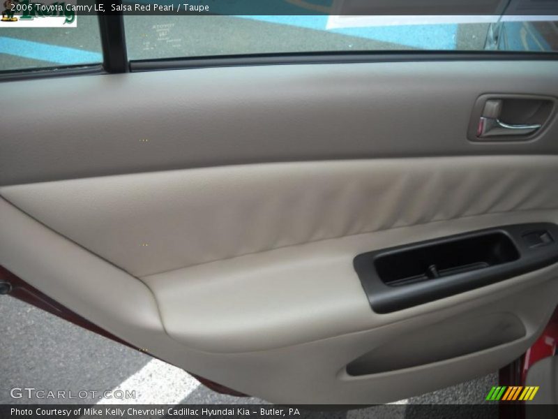 Salsa Red Pearl / Taupe 2006 Toyota Camry LE