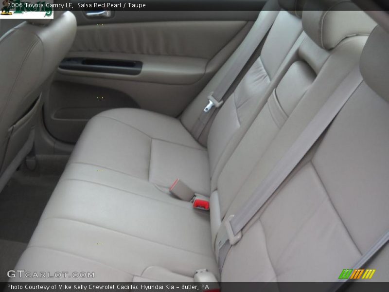 Salsa Red Pearl / Taupe 2006 Toyota Camry LE