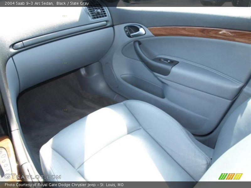 Black / Slate Gray 2004 Saab 9-3 Arc Sedan