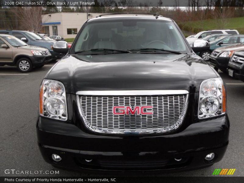 Onyx Black / Light Titanium 2008 GMC Yukon SLT