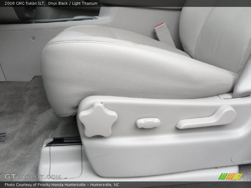 Onyx Black / Light Titanium 2008 GMC Yukon SLT