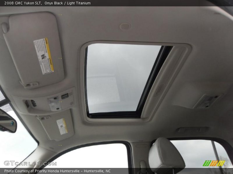 Onyx Black / Light Titanium 2008 GMC Yukon SLT