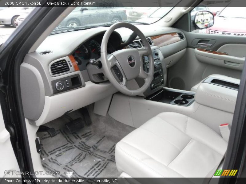 Onyx Black / Light Titanium 2008 GMC Yukon SLT