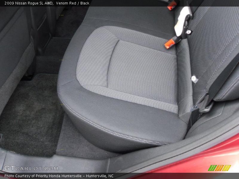 Venom Red / Black 2009 Nissan Rogue SL AWD