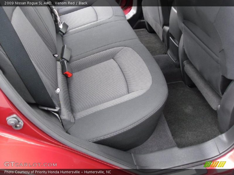 Venom Red / Black 2009 Nissan Rogue SL AWD