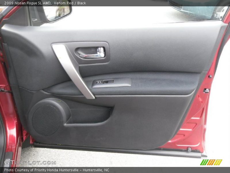 Venom Red / Black 2009 Nissan Rogue SL AWD