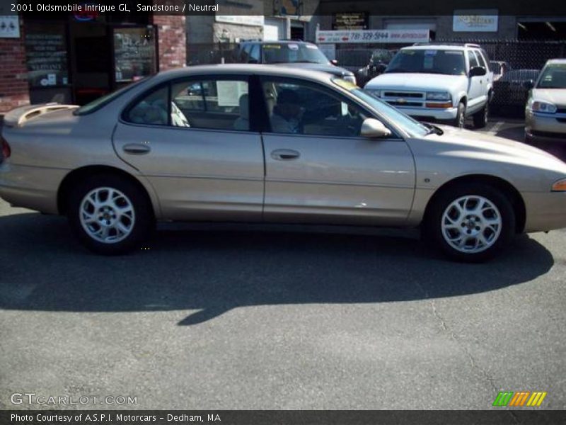 Sandstone / Neutral 2001 Oldsmobile Intrigue GL