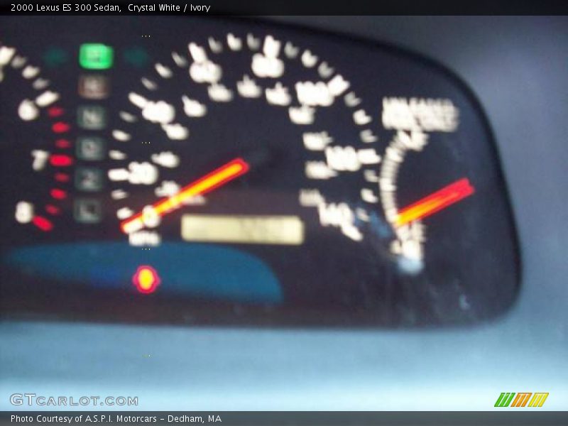 Crystal White / Ivory 2000 Lexus ES 300 Sedan