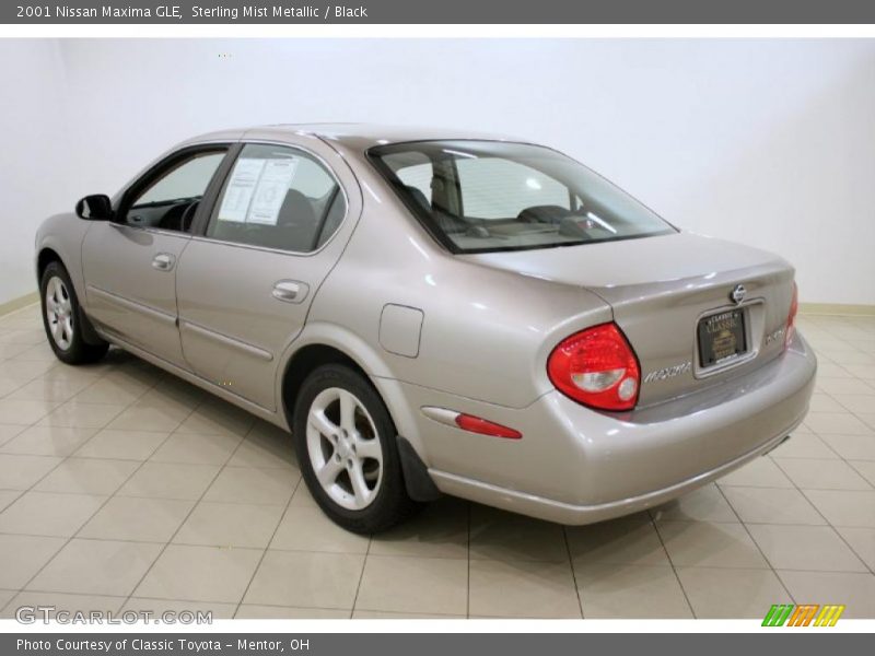 Sterling Mist Metallic / Black 2001 Nissan Maxima GLE