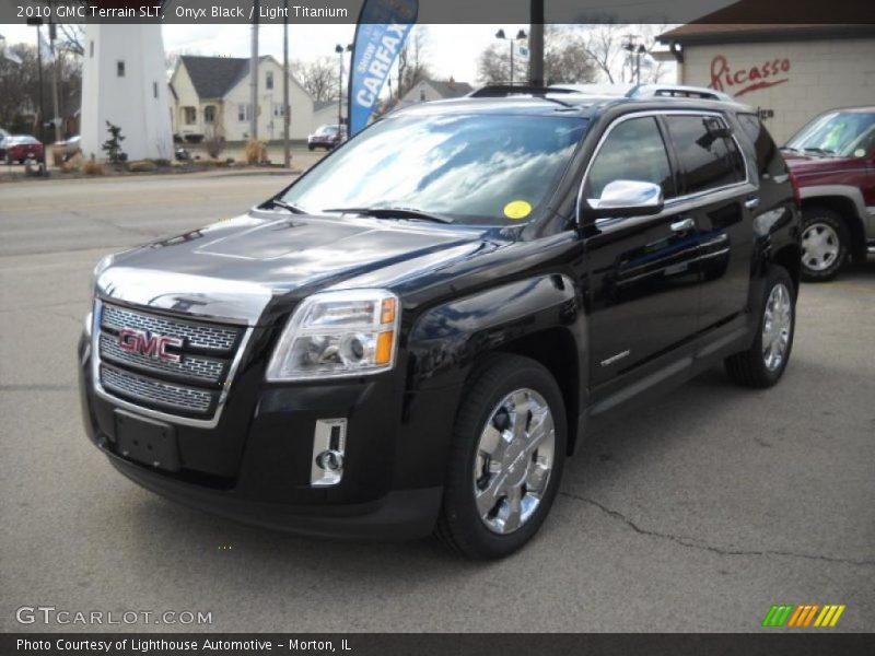 Onyx Black / Light Titanium 2010 GMC Terrain SLT