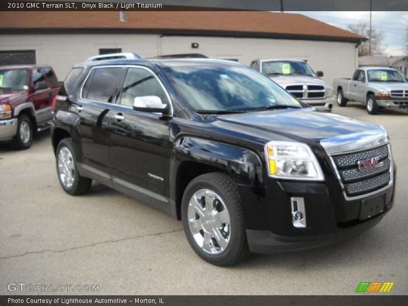 Onyx Black / Light Titanium 2010 GMC Terrain SLT