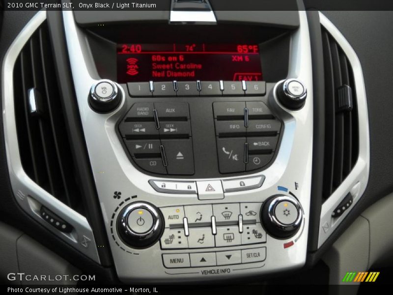 Onyx Black / Light Titanium 2010 GMC Terrain SLT