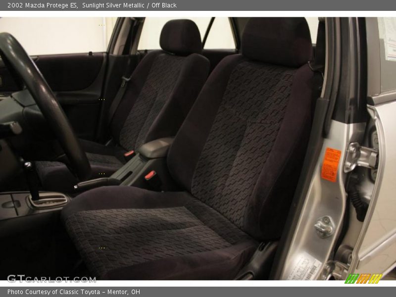 Sunlight Silver Metallic / Off Black 2002 Mazda Protege ES