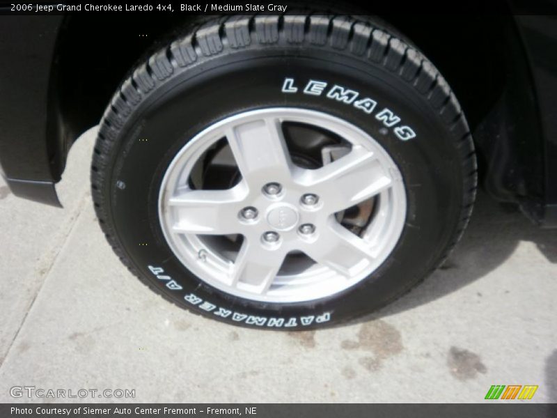 Black / Medium Slate Gray 2006 Jeep Grand Cherokee Laredo 4x4