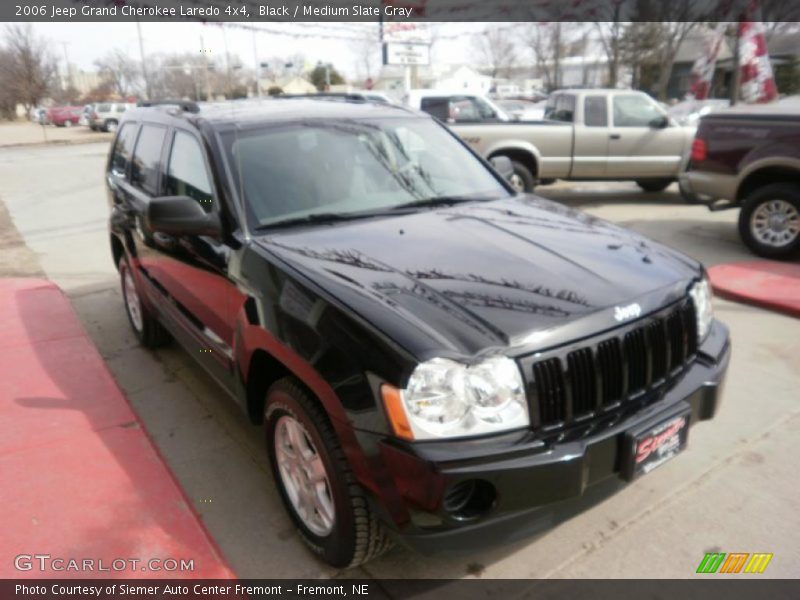 Black / Medium Slate Gray 2006 Jeep Grand Cherokee Laredo 4x4