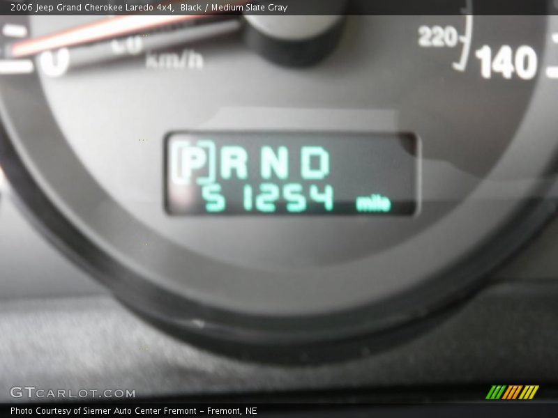 Black / Medium Slate Gray 2006 Jeep Grand Cherokee Laredo 4x4