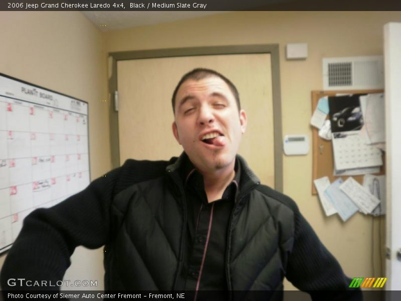 Black / Medium Slate Gray 2006 Jeep Grand Cherokee Laredo 4x4