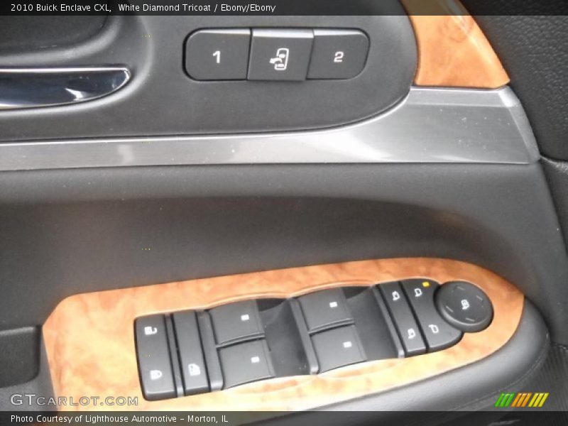 White Diamond Tricoat / Ebony/Ebony 2010 Buick Enclave CXL