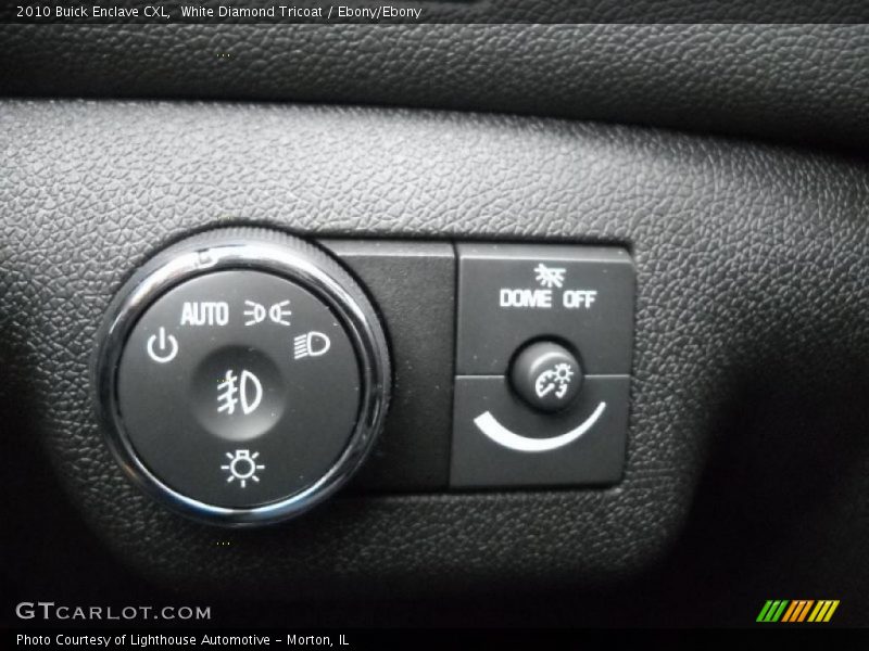White Diamond Tricoat / Ebony/Ebony 2010 Buick Enclave CXL