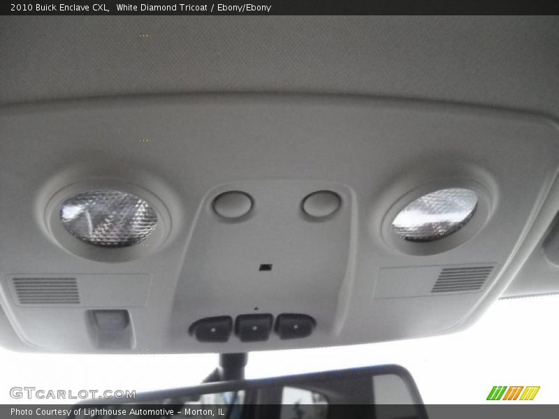 White Diamond Tricoat / Ebony/Ebony 2010 Buick Enclave CXL