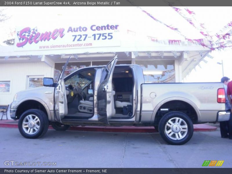 Arizona Beige Metallic / Tan 2004 Ford F150 Lariat SuperCrew 4x4