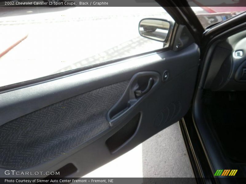 Black / Graphite 2002 Chevrolet Cavalier LS Sport Coupe