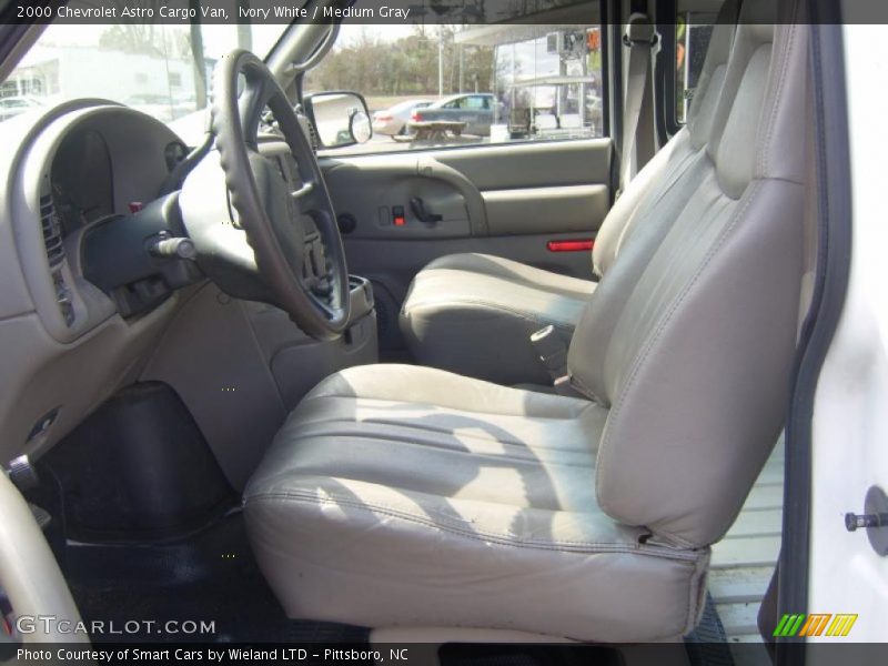 Ivory White / Medium Gray 2000 Chevrolet Astro Cargo Van