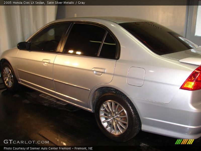 Satin Silver Metallic / Gray 2005 Honda Civic LX Sedan