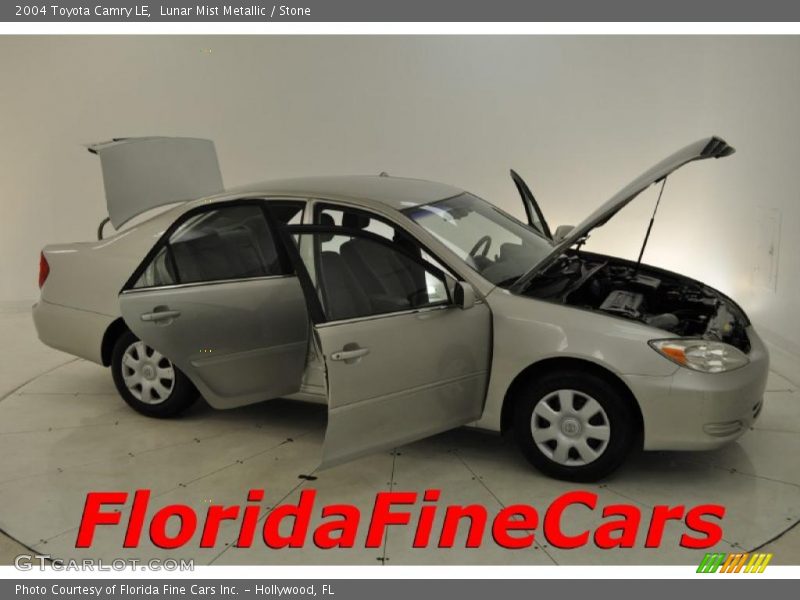 Lunar Mist Metallic / Stone 2004 Toyota Camry LE