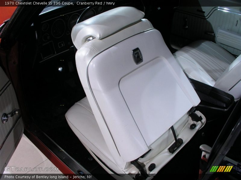 Cranberry Red / Ivory 1970 Chevrolet Chevelle SS 396 Coupe