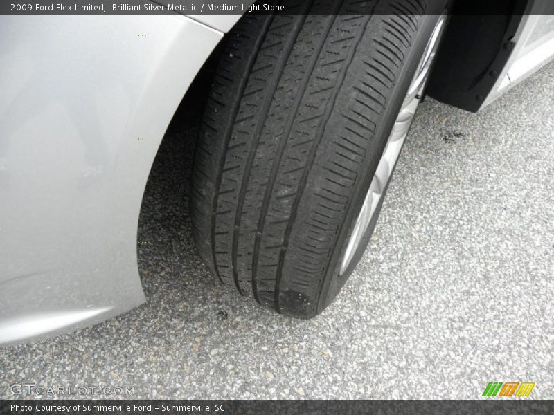 Brilliant Silver Metallic / Medium Light Stone 2009 Ford Flex Limited