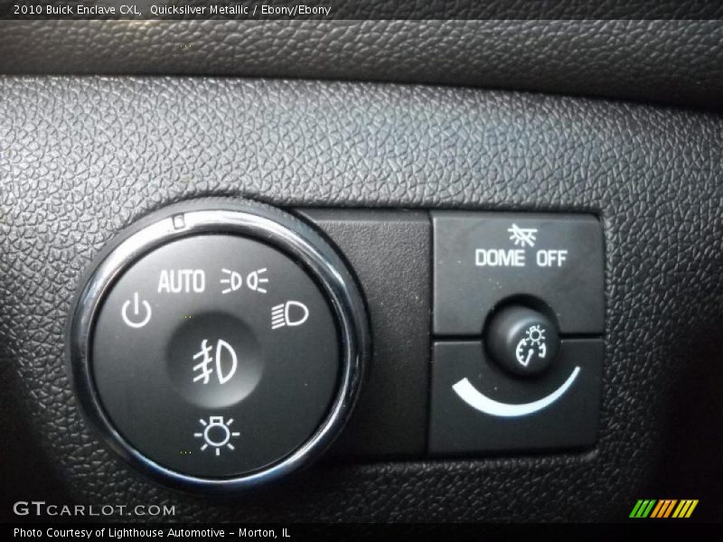 Quicksilver Metallic / Ebony/Ebony 2010 Buick Enclave CXL