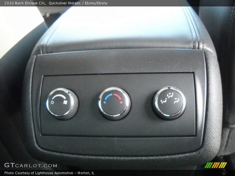 Quicksilver Metallic / Ebony/Ebony 2010 Buick Enclave CXL
